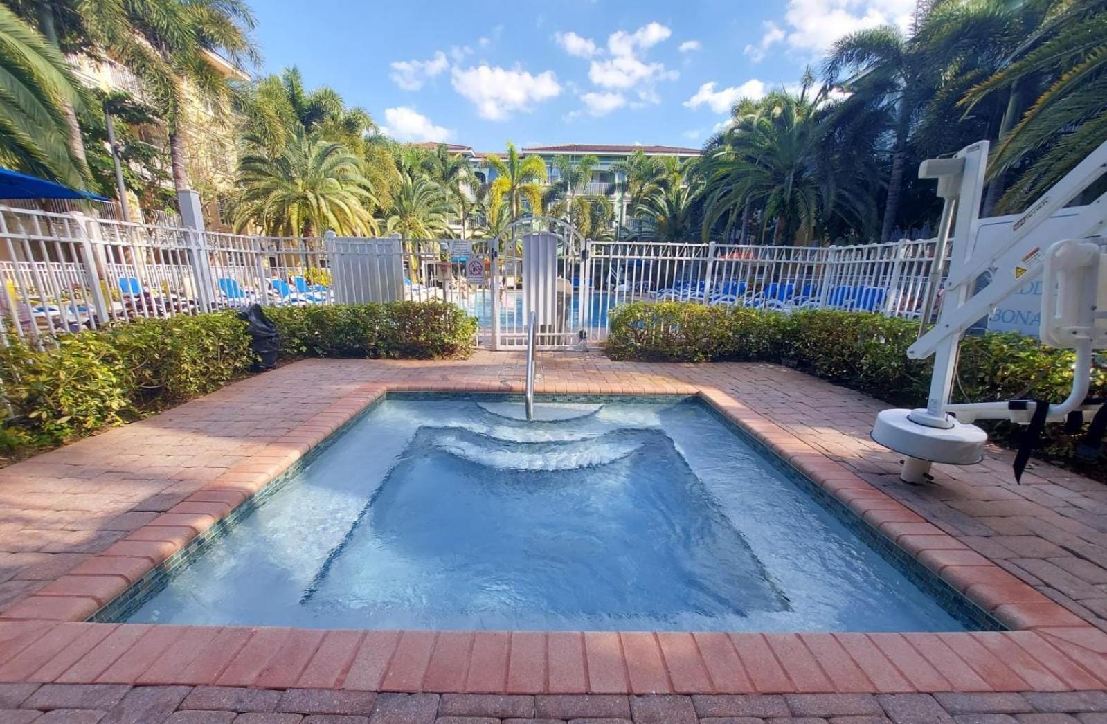 Mizner Place At Weston Town Center, Fort Lauderdale מראה חיצוני תמונה